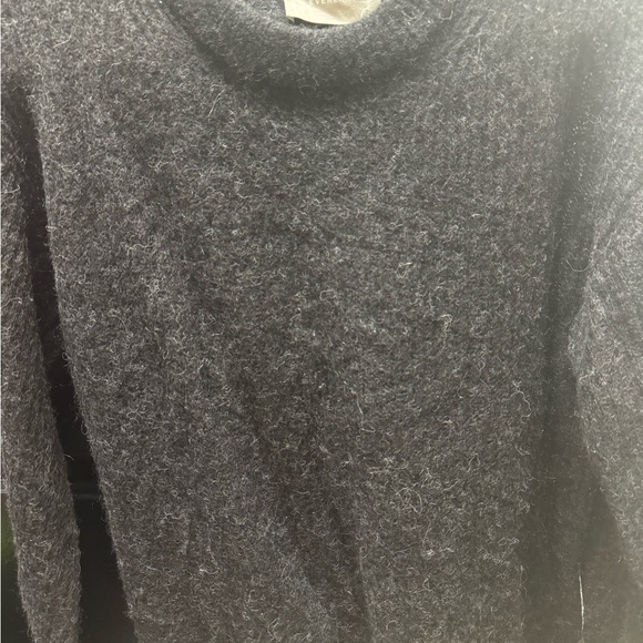 NWT Everlane  alpaca crew heathered black - Picture 8 of 10